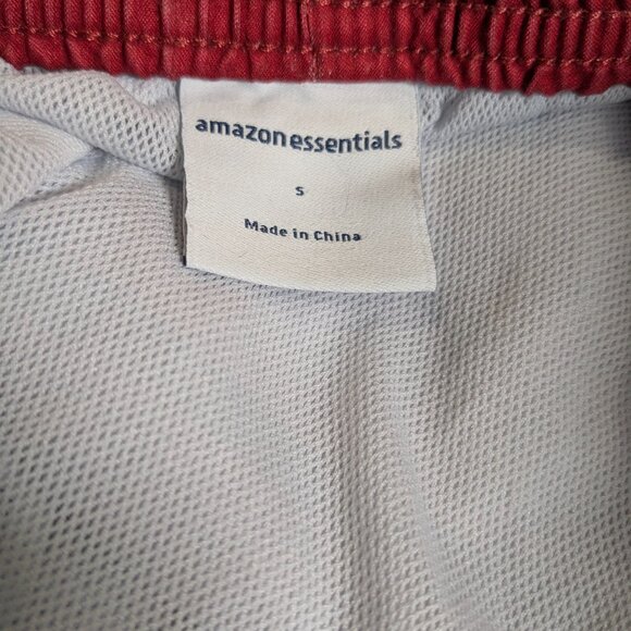 Amazon Essentials Men's Quick-Dry Swim Trunk Red Blue Stripes, Small, 7" Inseam - Picture 13 of 16